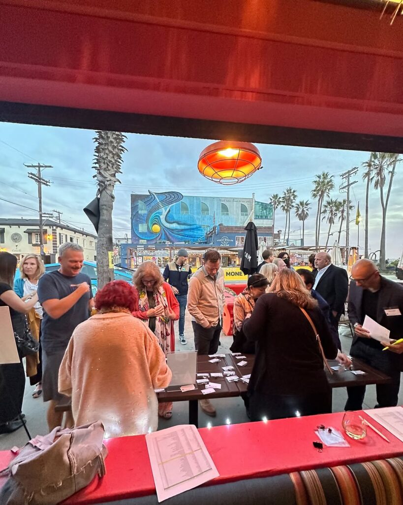 Best Bars in Venice Beach California