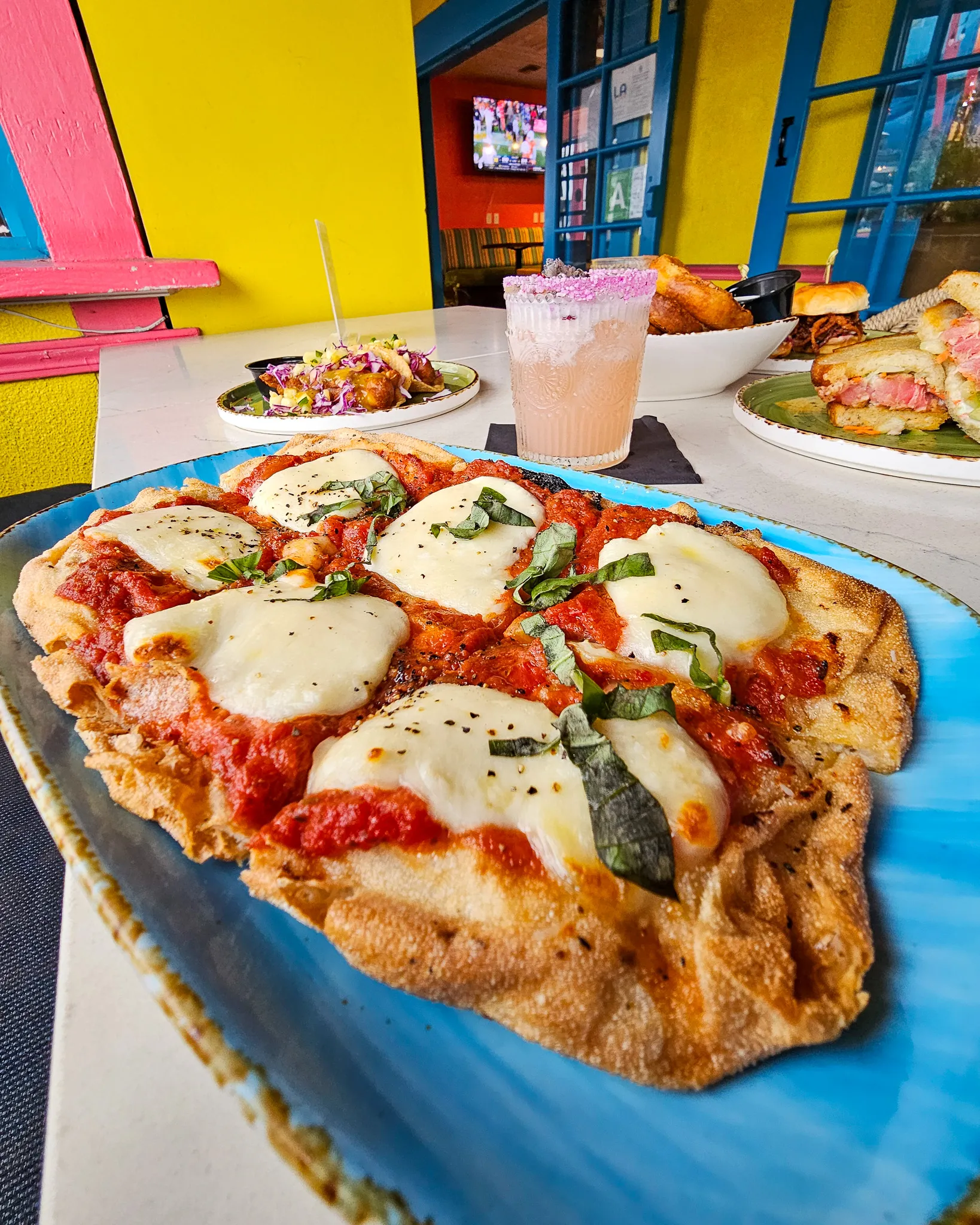 Margherita flatbread at Nalu Vida in Venice Beach