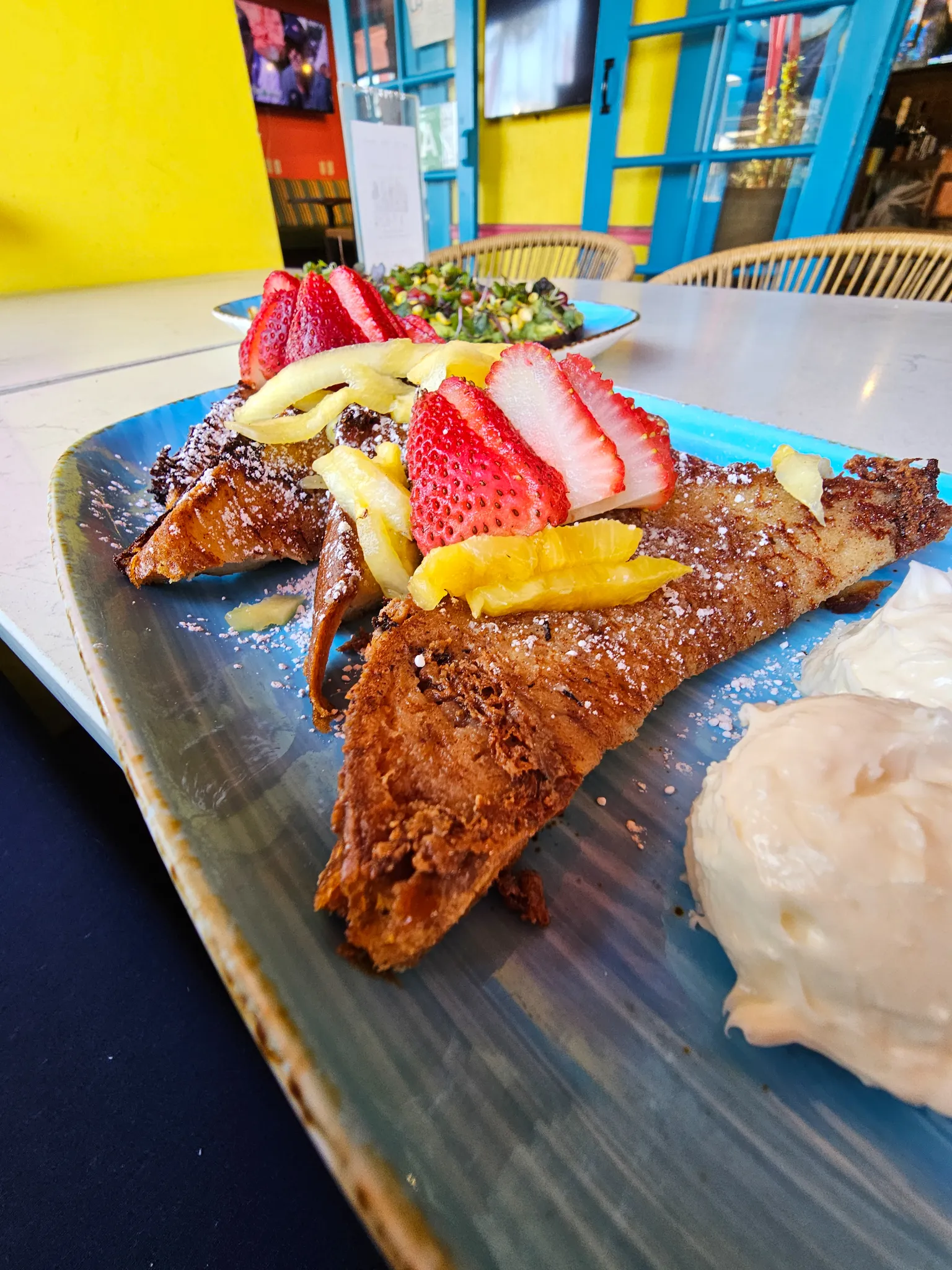 French Toast served at Nalu Vida Venice Beach restaurant, golden brioche